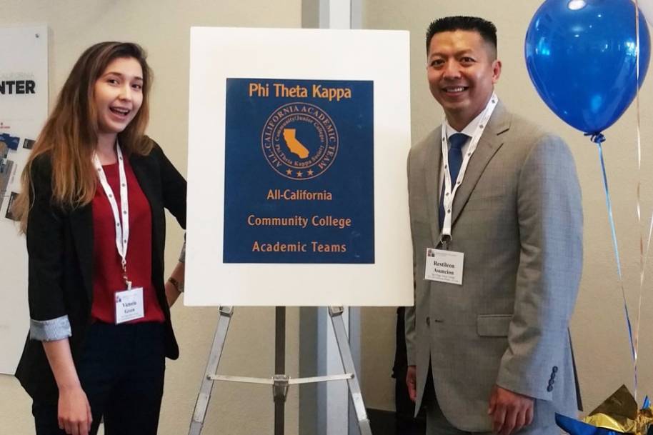 Two Mesa College Students Named to Phi Theta Kappa Academic Team